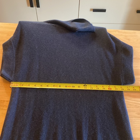 100% Cashmere Worn once Dress Medium - Picture 5 of 6